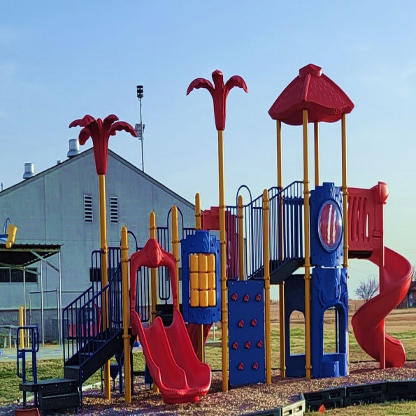 Martha Tree House Play Structure