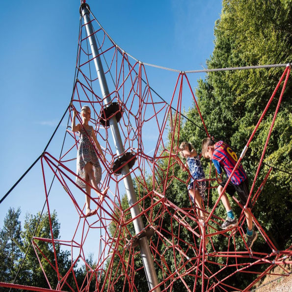 Spider Pyramid 8-6 Net Climber