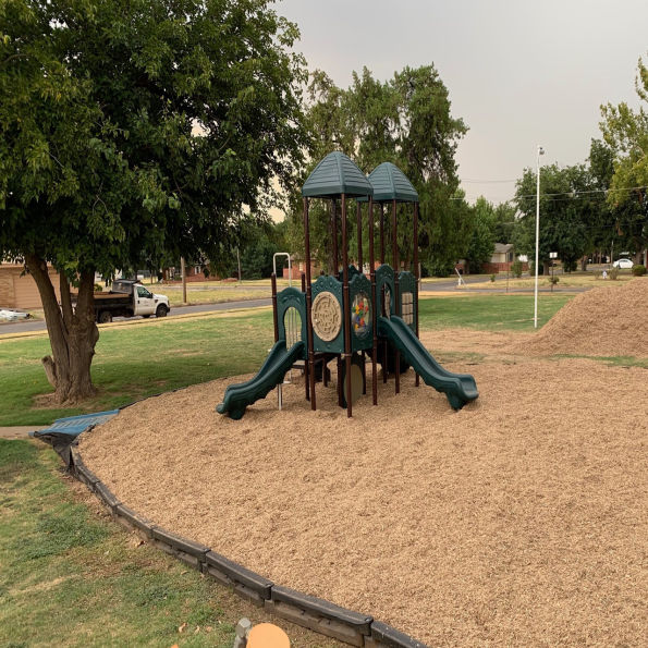 Mangum Play Structure