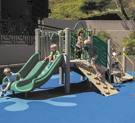 EarlyWorks Chalet Structure