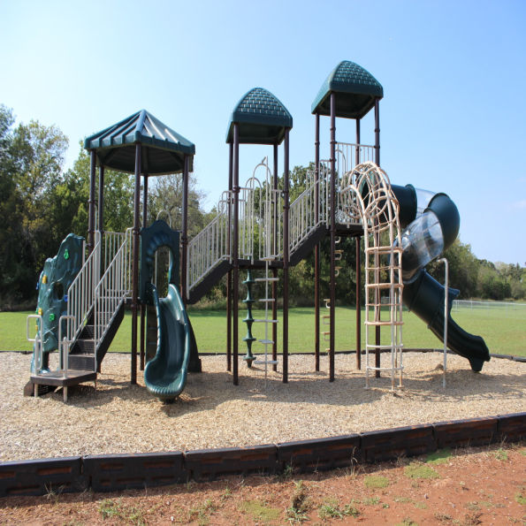 Ochelata Play Structure