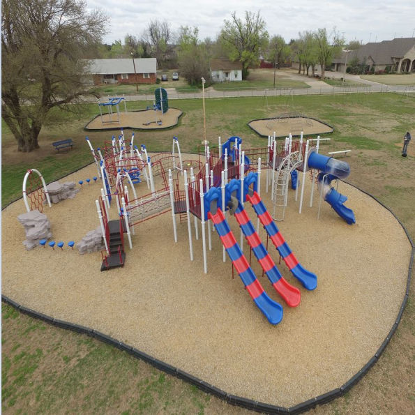 Byng Play Structure