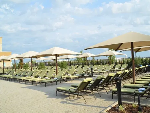 Single Post Pyramid Shade