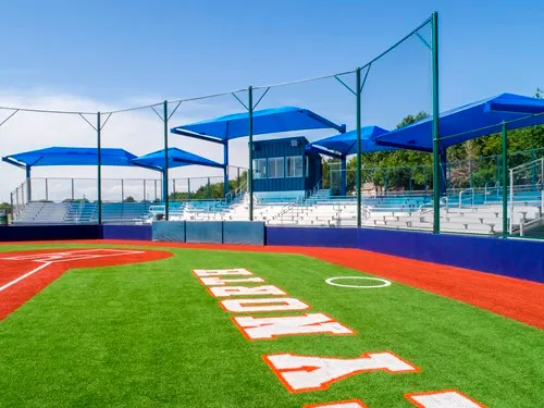 Single Full Hip Cantilever Shade